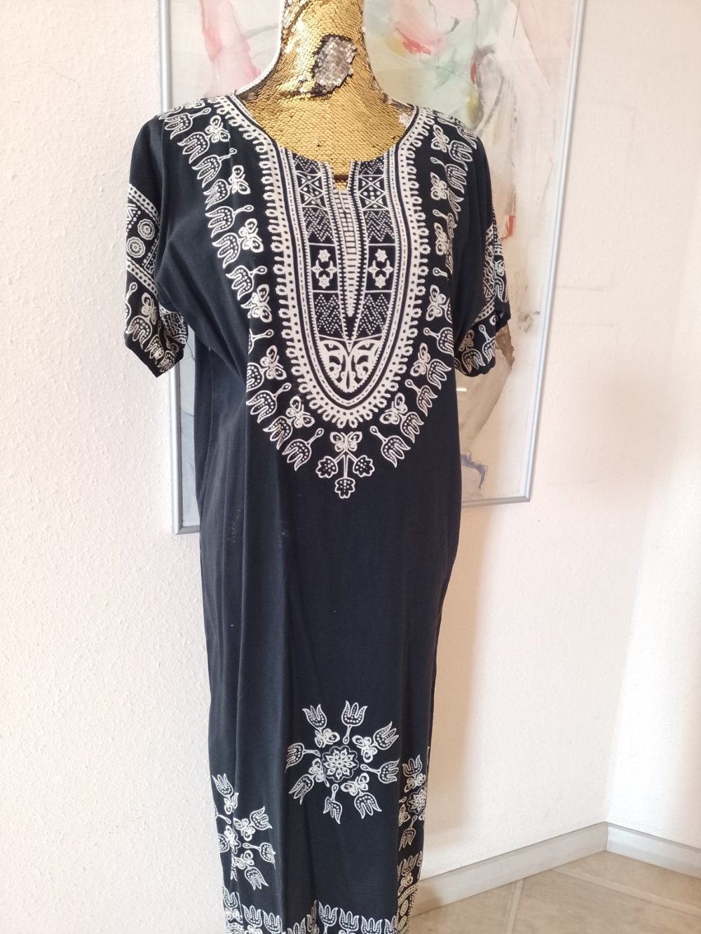 Neu. Schönes Sommerkleid. Maxikleid. Baumwolle. Große S