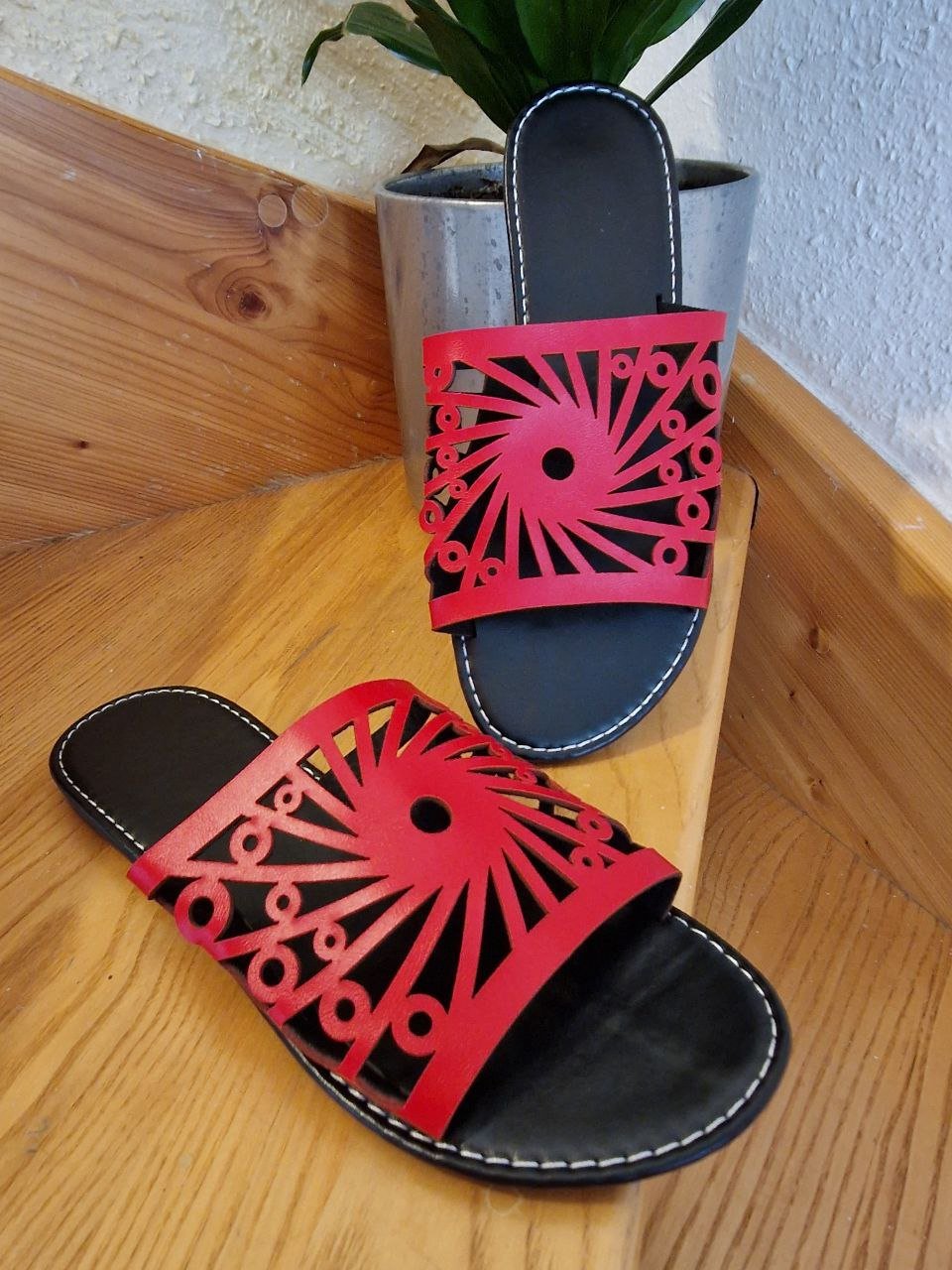 Neu. Sandalen, Strand-Flip-Flops. Größe 40.