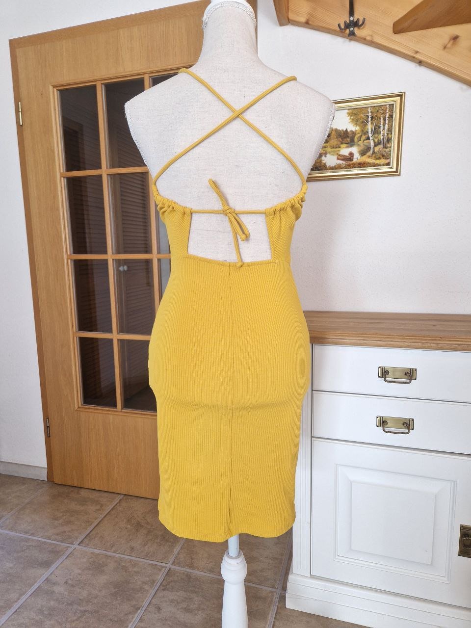 Schönes Sommerkleid, Partykleid. Große XS. Baumwolle + Elastan + Polyester.