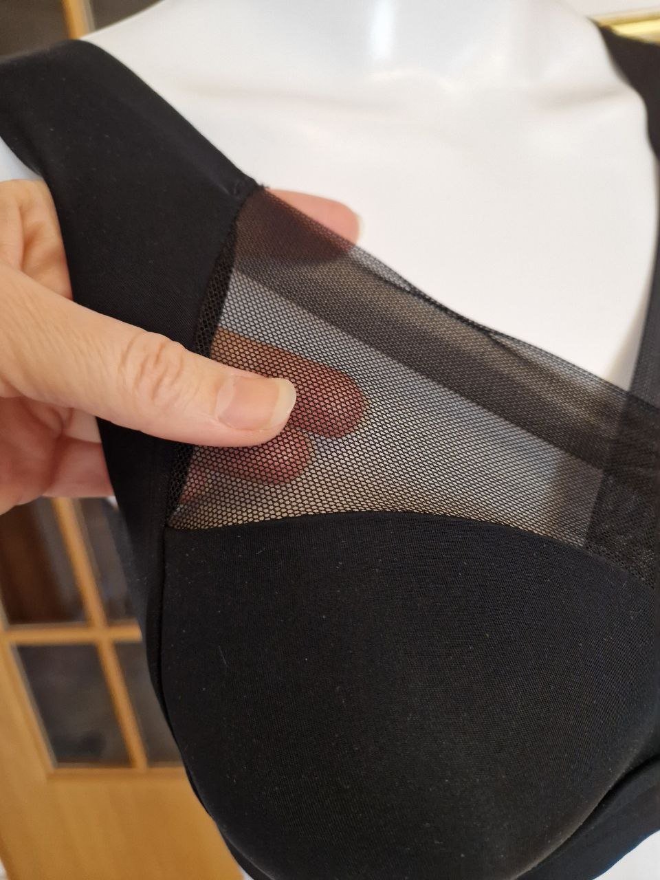 Neu. Bequem, atmungsaktiv Sport -Fitness - BH, Dessous. Größe M. 