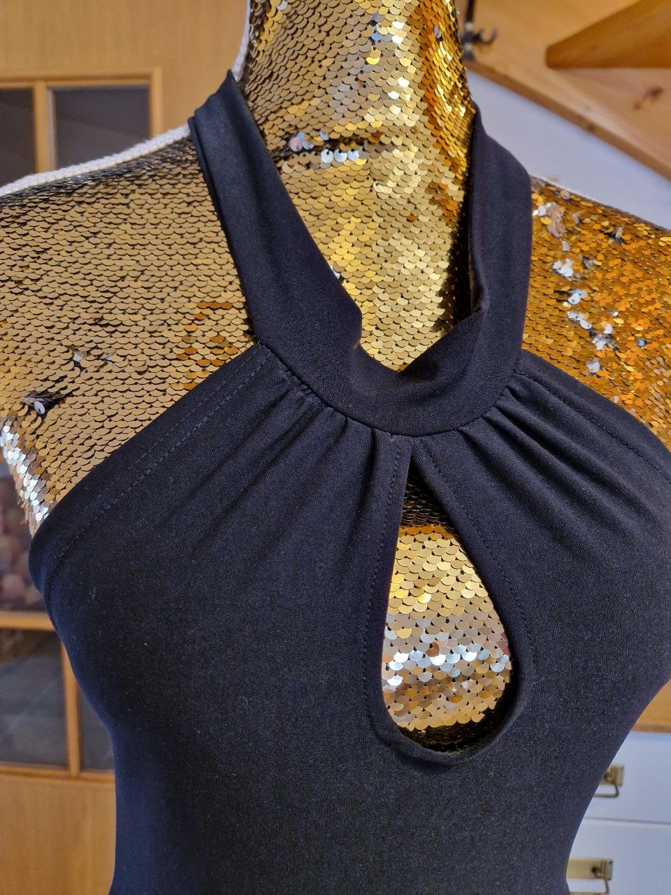 Schönes Sommerkleid, Partykleid, Abendkleid. 