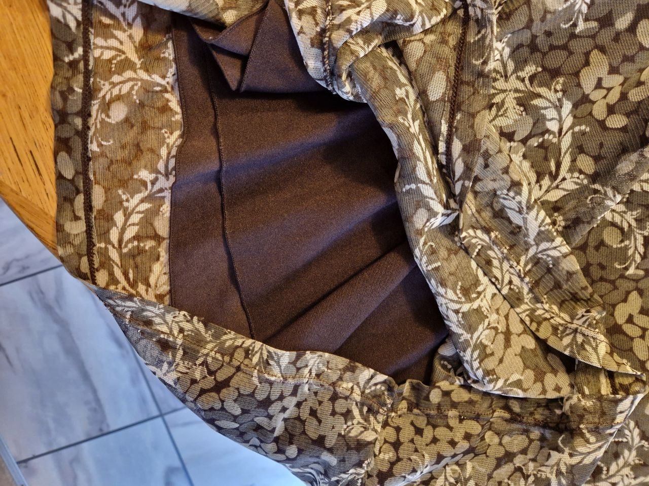 Gina Benotti.  Schönes Sommerkleid. Polyester + Elastan. Große 36-38.