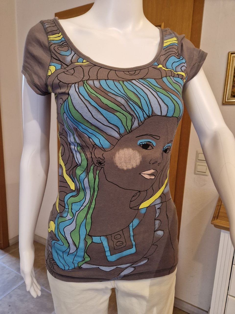 One love. T-Shirt - Tunika - Bluse. Größe S