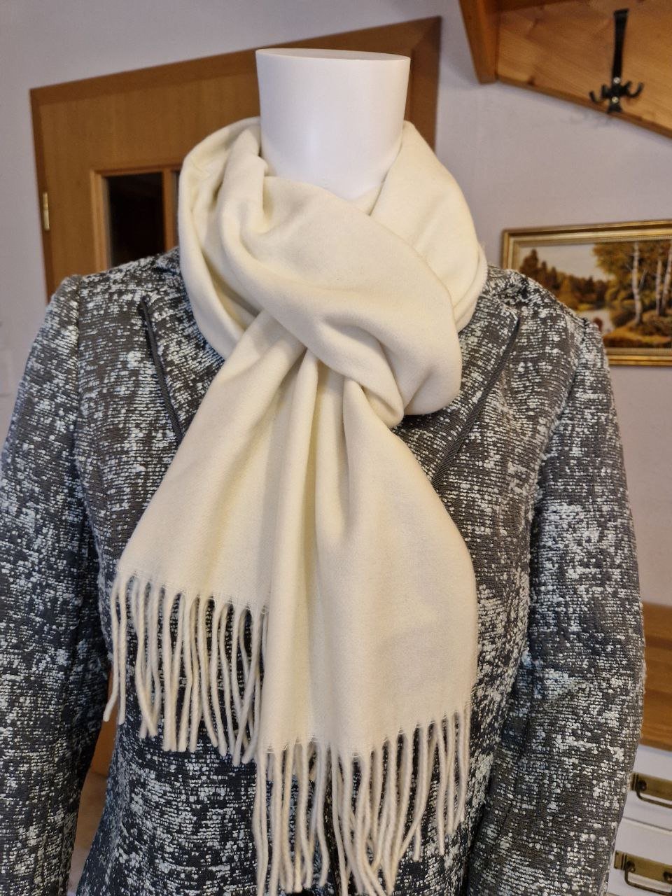 Neu. Cashmink. Schöner warmer Schal. Polyester .  