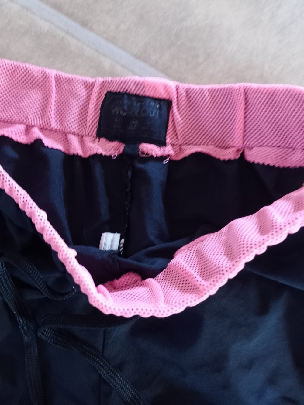 Atmosphere. Bequeme Shorts. Sportliche Shorts. Größe 38-40. 