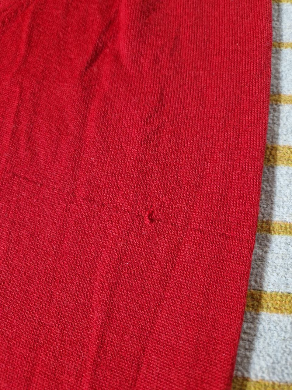 U.S. Polo Assn.  Schöner roter Herrenpullover. 50%Wolle + 50% Acryl. Größe L. 