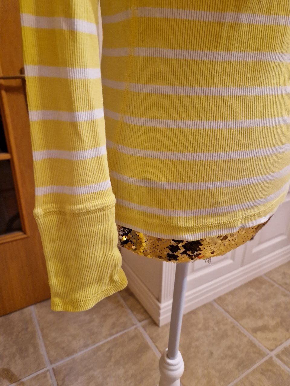 Reject.  Schönes T-shirt - Strick.  Große 38.  Baumwolle.