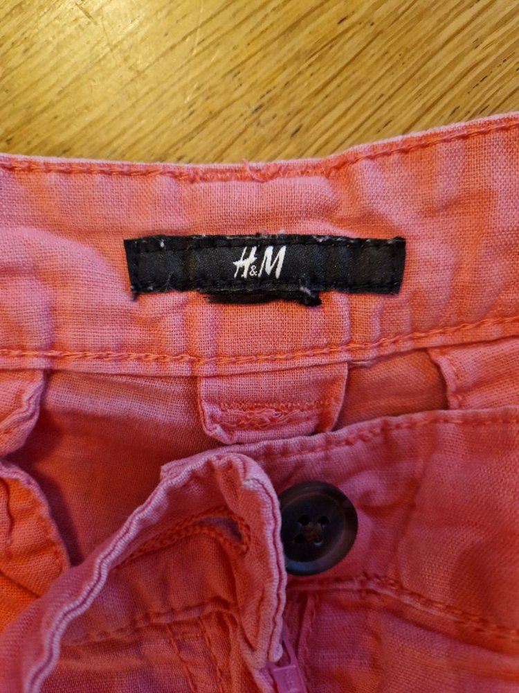 H&M. Bequeme Shorts.  Baumwolle + Linen.  Größe 36. 