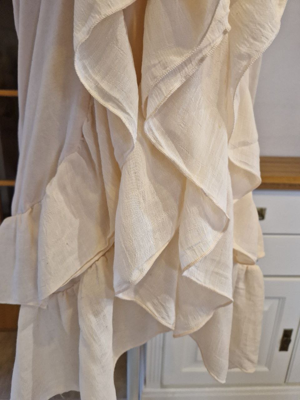 H&M.  Bolero, Strickjacke, Gestrickter Umhang. 