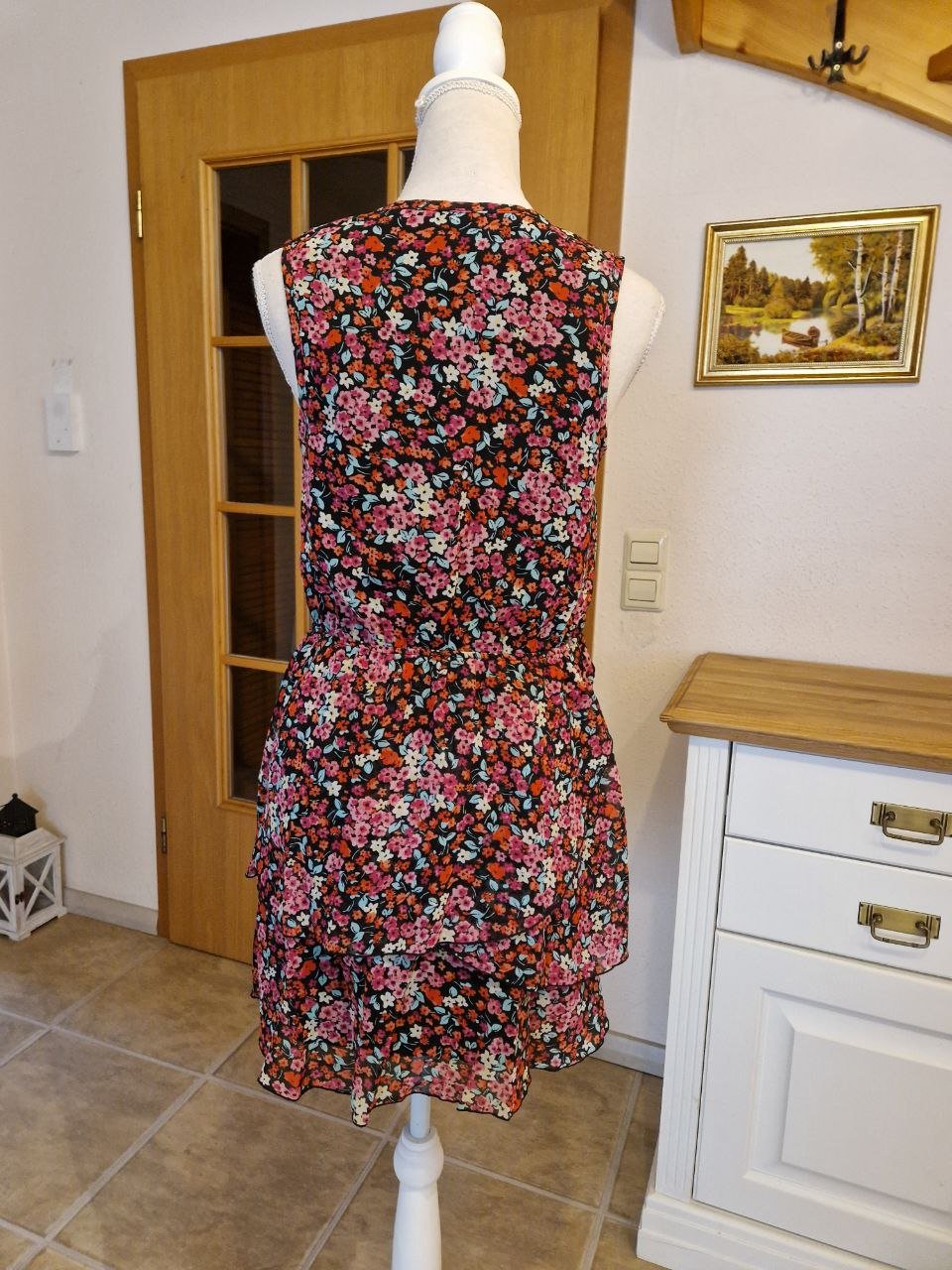 Bonprix.  Schönes Sommerkleid.  Große 36 ( passt für Größe M ).