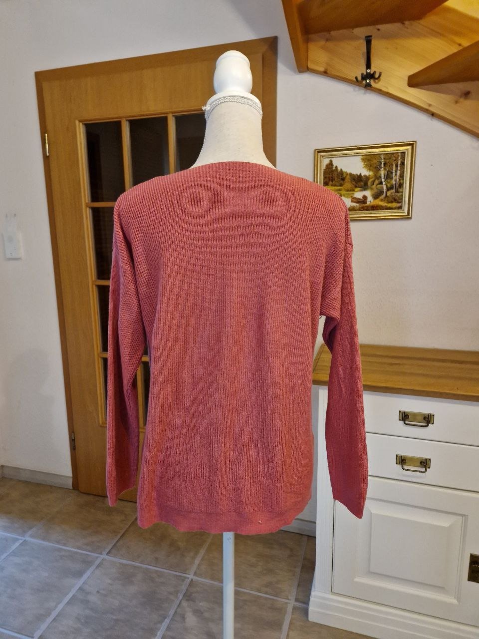 Schöner Pullover, Sweatshirt. Größe M-L.