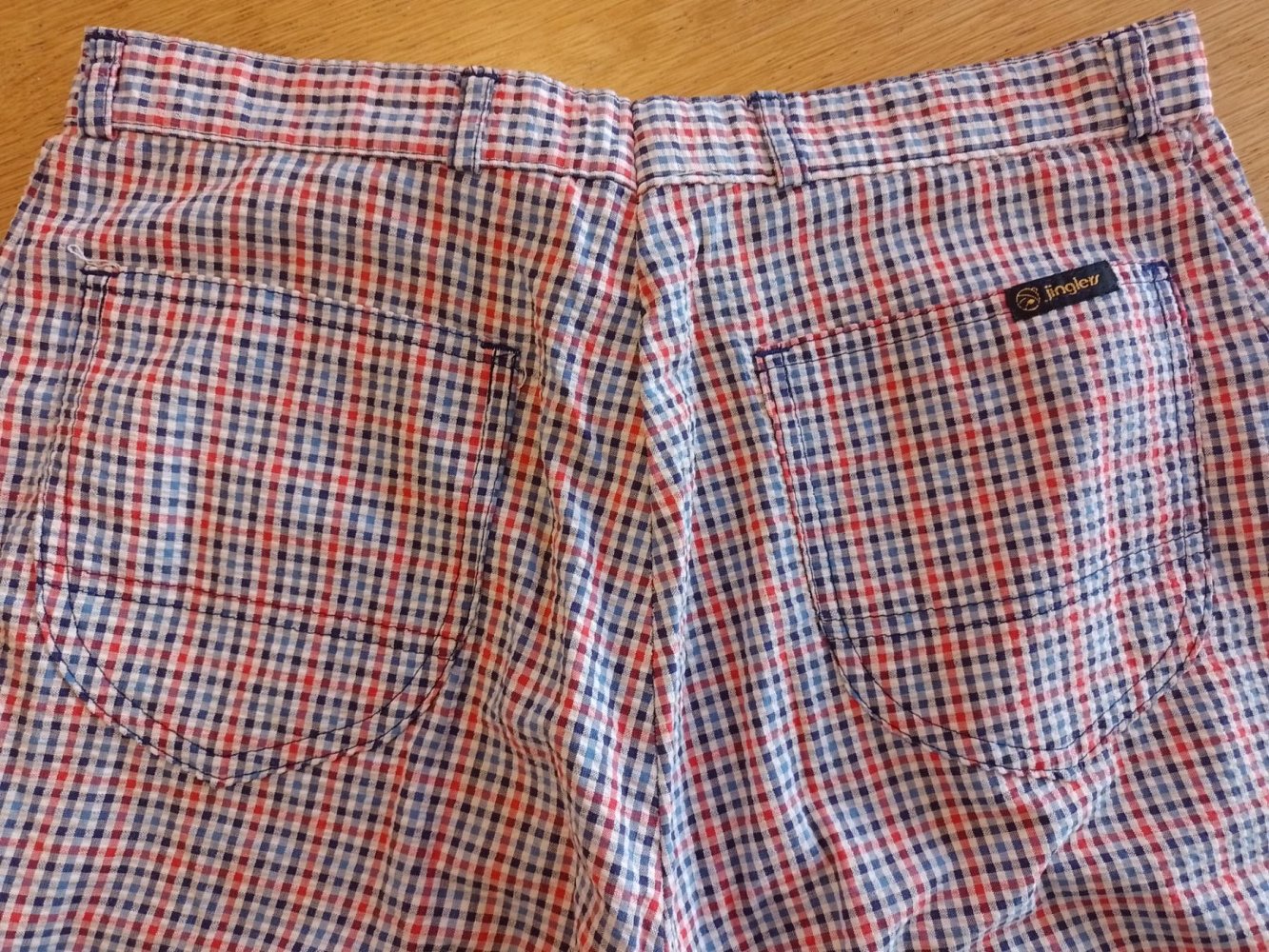 Wie neu. Bequeme Shorts. Baumwolle + Polyester. Größe S-M.  
