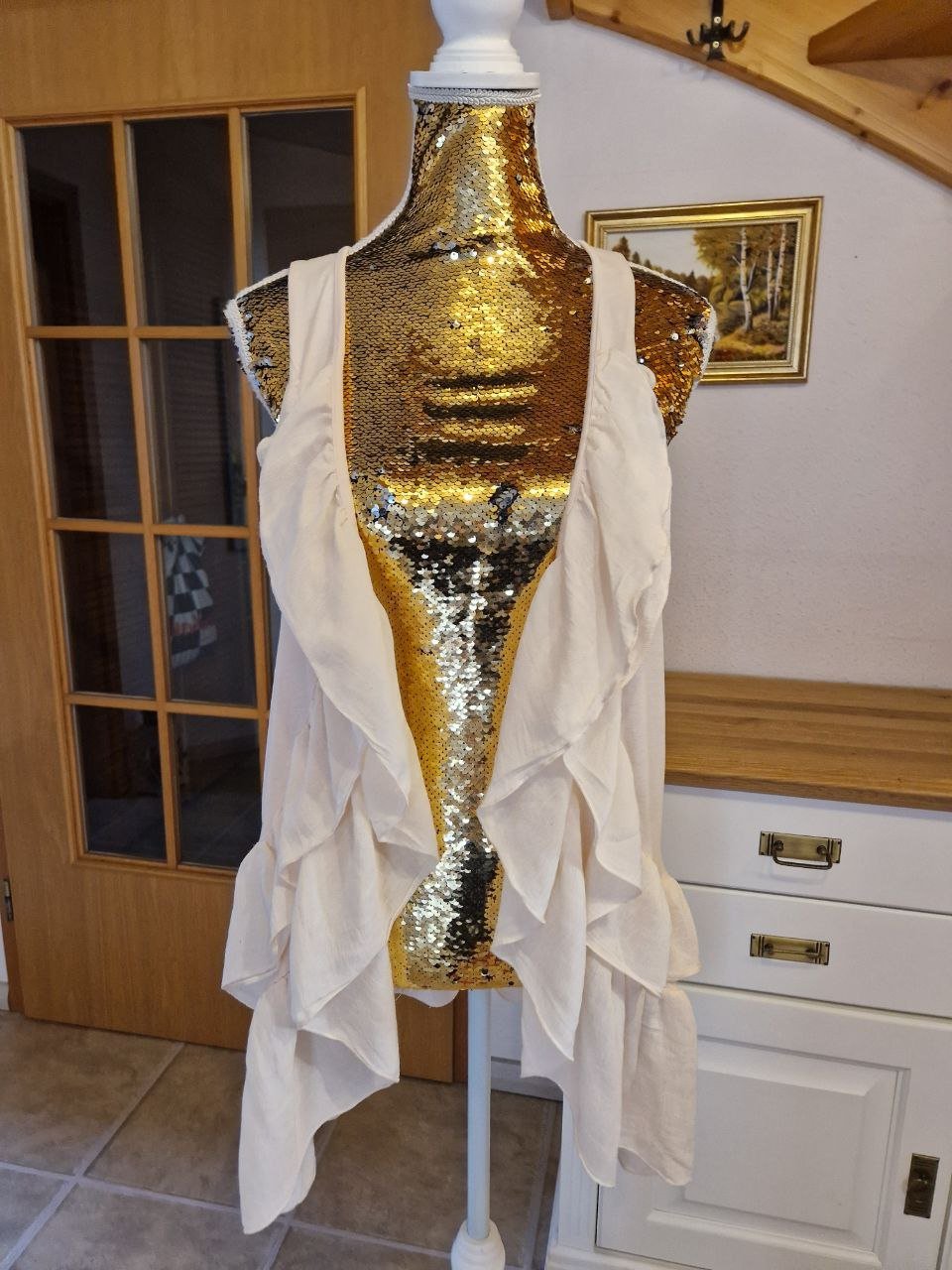 H&M.  Bolero, Strickjacke, Gestrickter Umhang. 