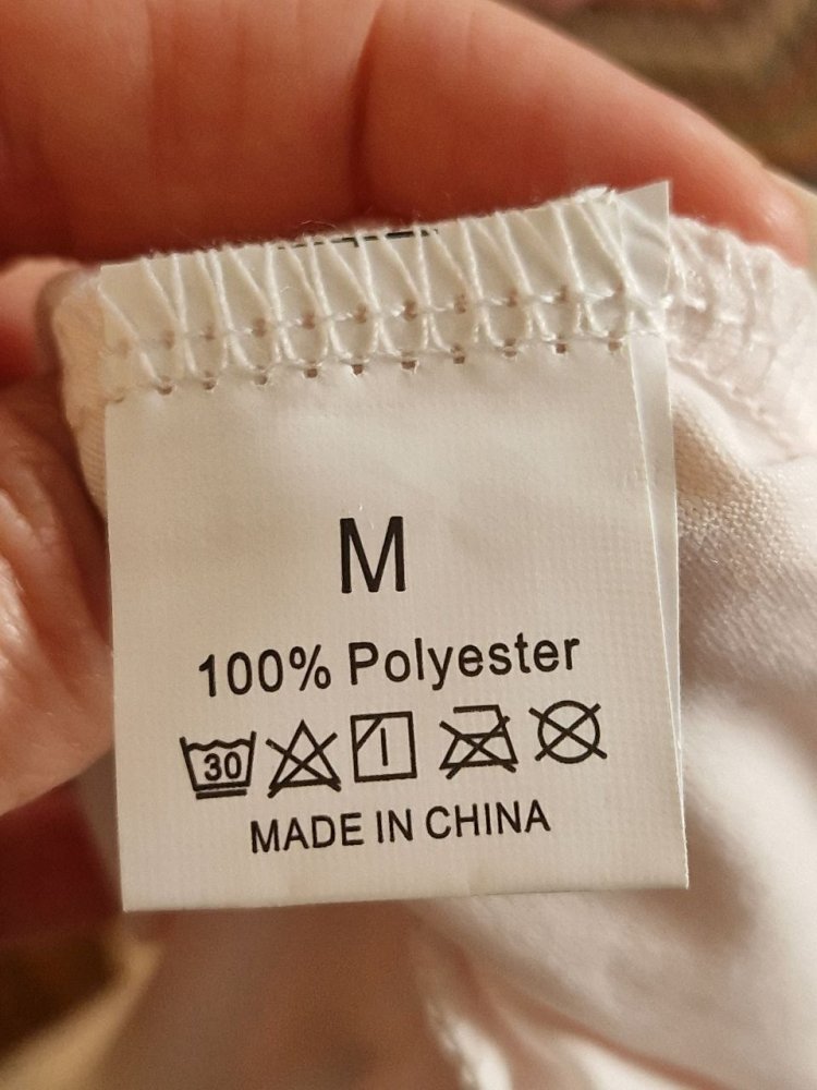 Elegantes Blumen-Print-Nachthemd. Nachtwäsche. Kleid.   Größe M.