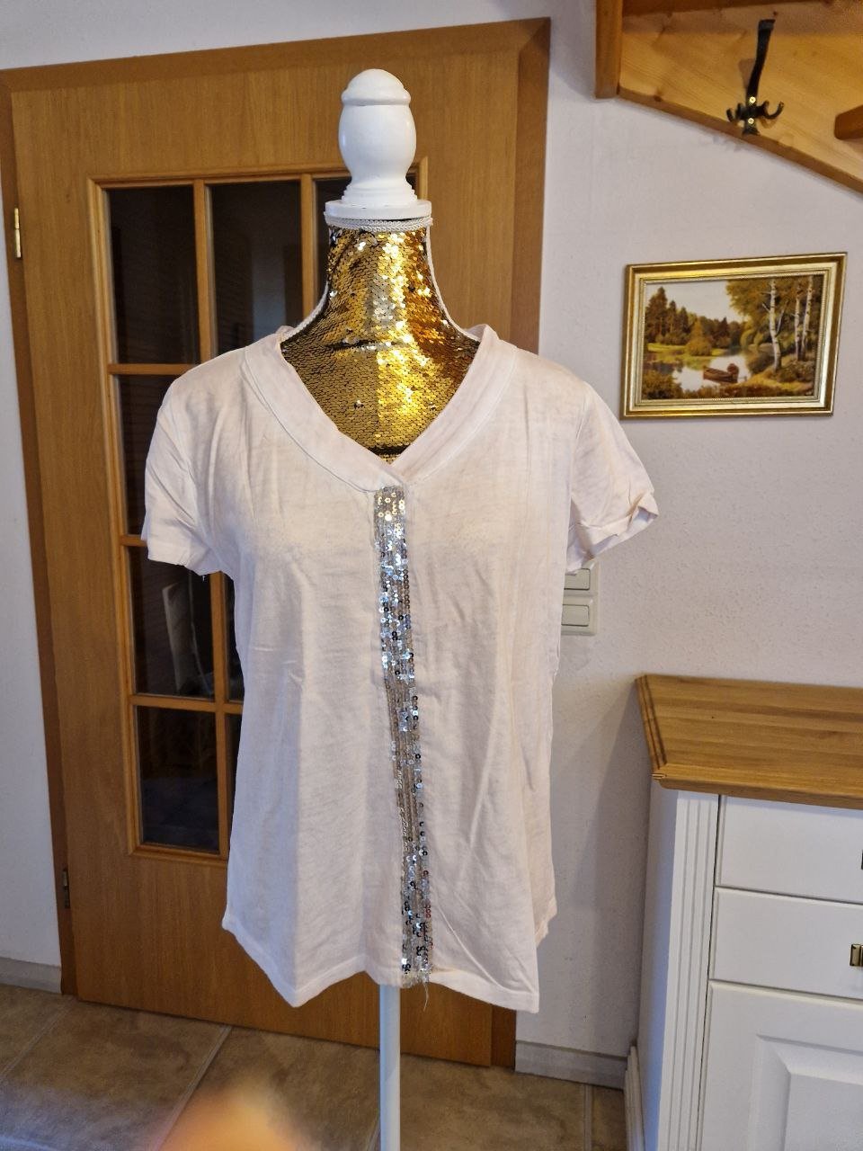 Flame.  Bequemes T-Shirt mit Pailletten.  Größe M. 