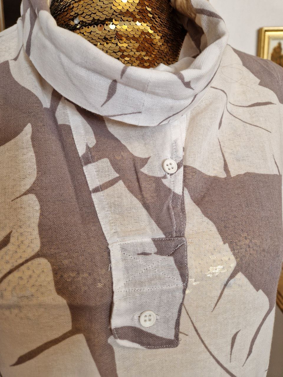 Top - Bluse - T-Shirt. Größe S.  Leinen + Baumwolle. 