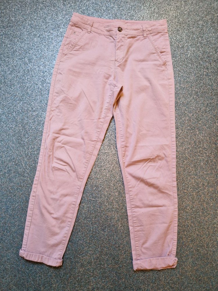 C&A.  Stylische leichte Caprihose, Chino.   Größe S. Baumwolle.
