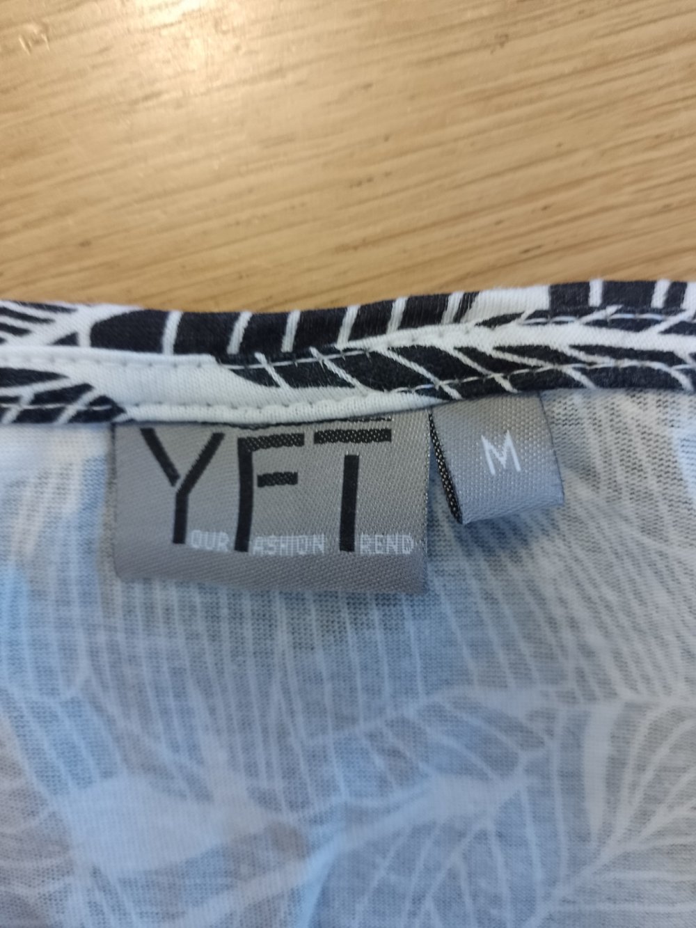 YFT. Schönes Sommerkleid. Baumwolle. Große M