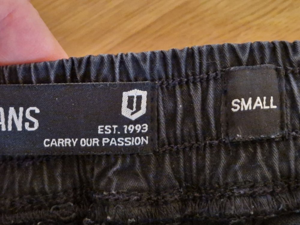 Indicode Jeans. Stylische schwarze Hose, Jeans.   Größe S. 