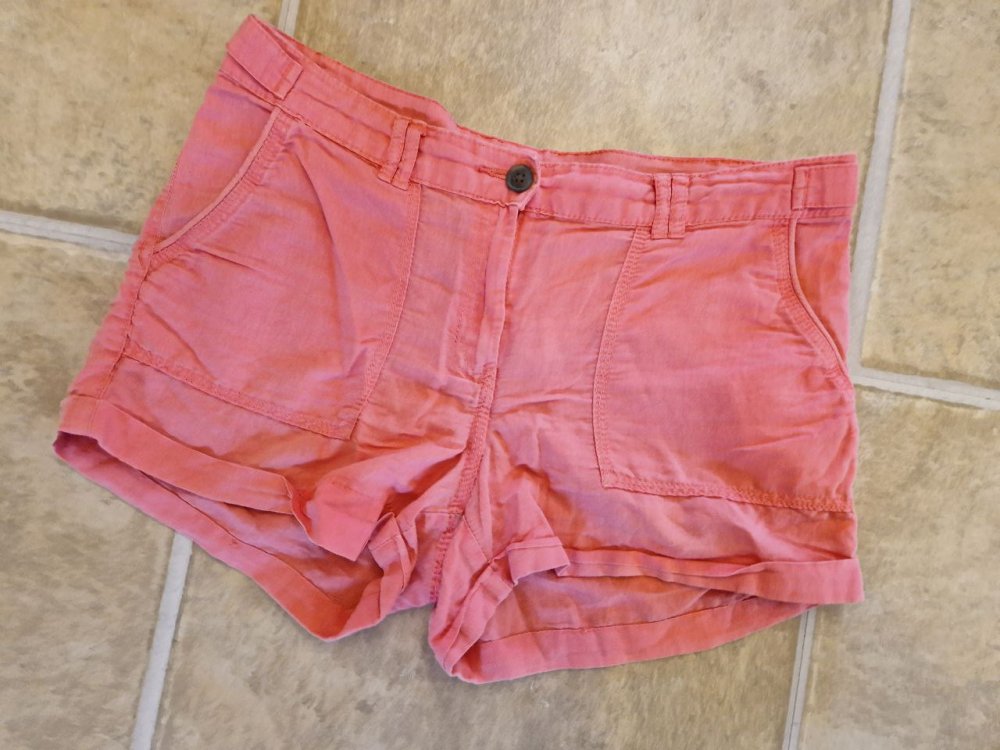 H&M. Bequeme Shorts.  Baumwolle + Linen.  Größe 36. 