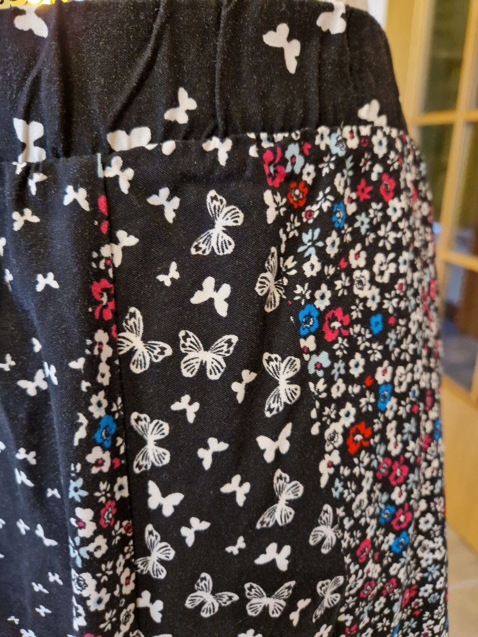 Leichter Sommerrock. Viskose Größe 42. 