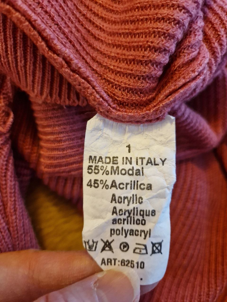 Schöner Pullover, Sweatshirt. Größe M-L.