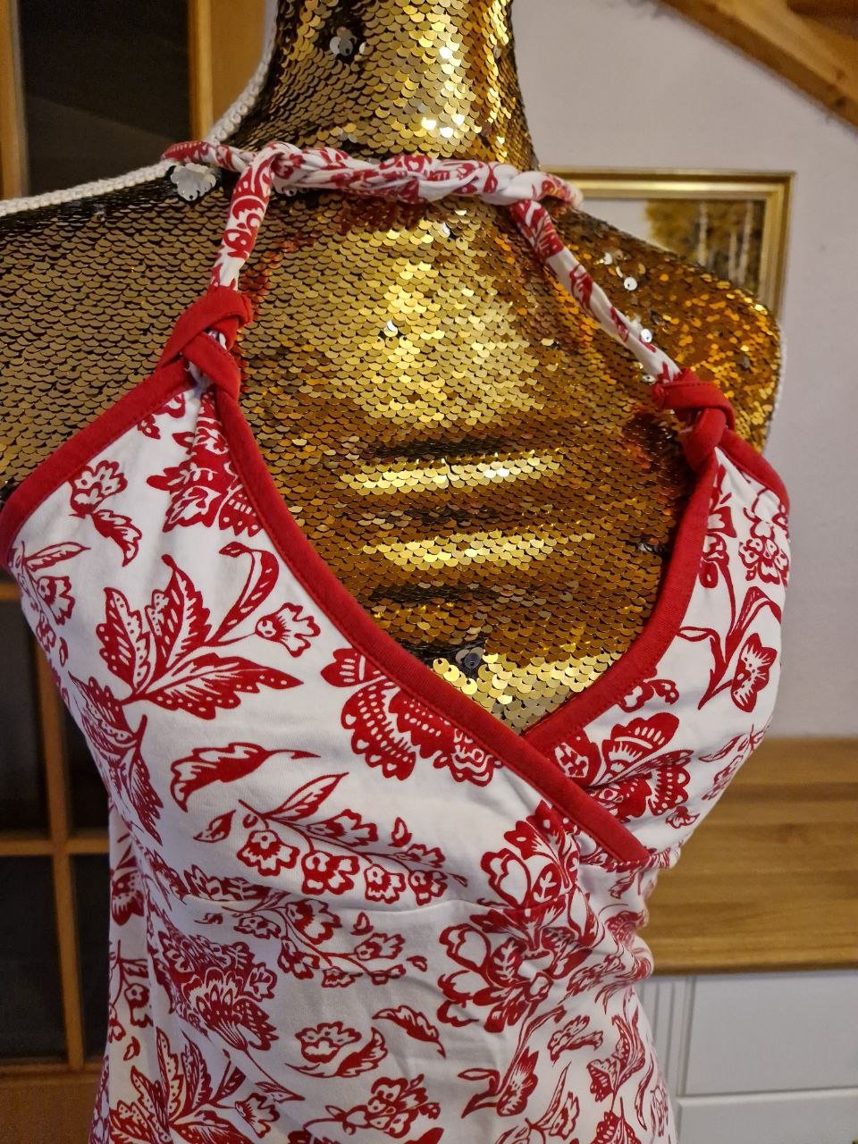 Colours of the World. Bequemes T-Shirt - Top. Größe M. 