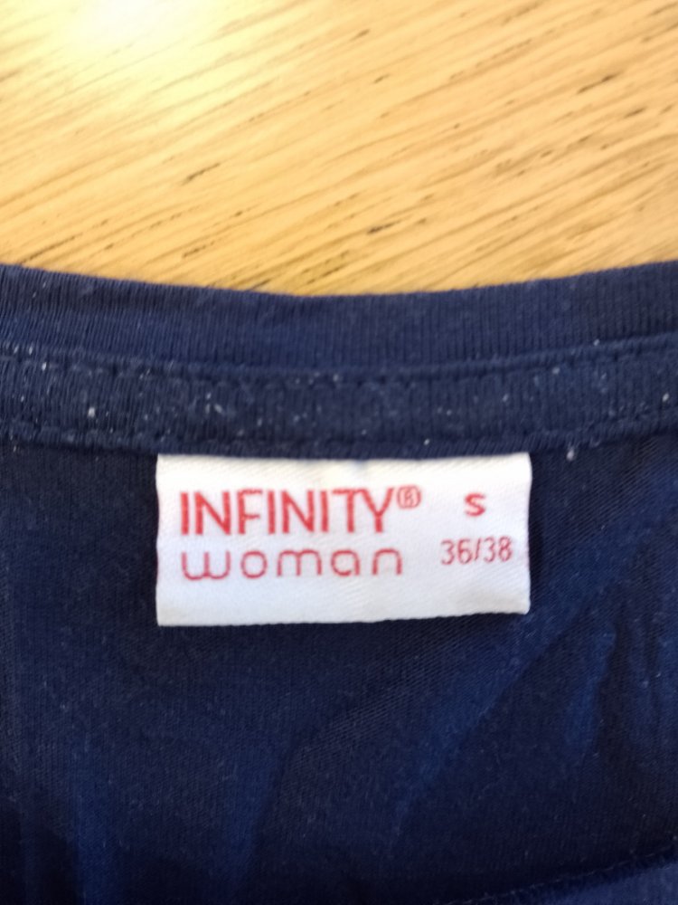 INFINITY. Elegantes T-Shirt - Bluse - Top. Baumwolle Größe S.