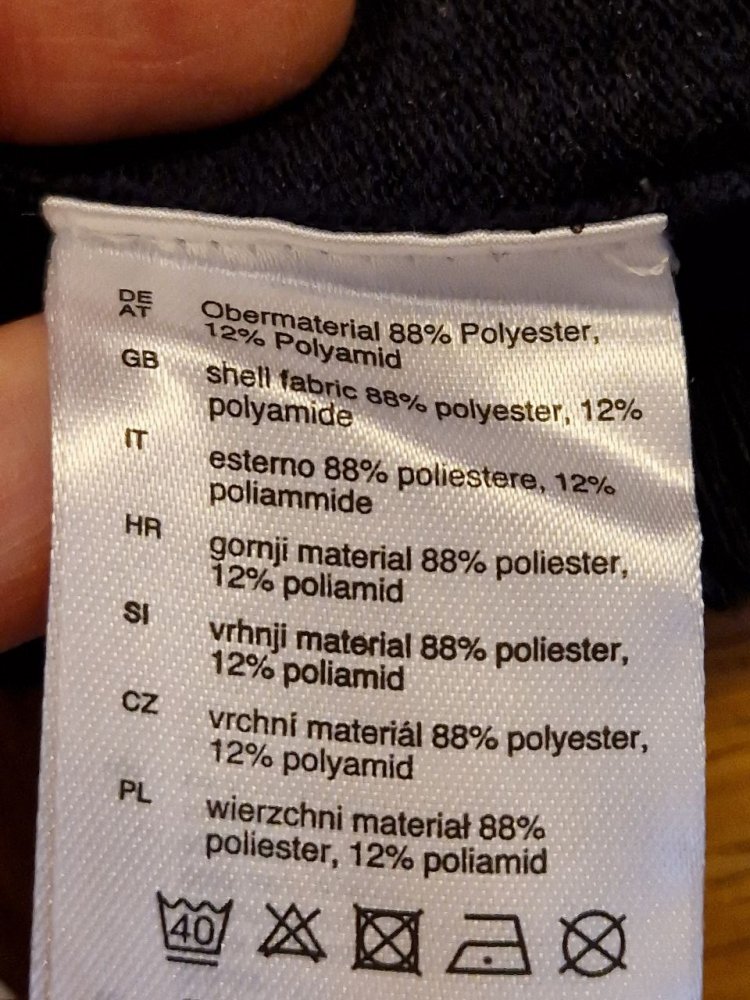 Schöner Herrenpullover.  Größe M ( 48-50 ).