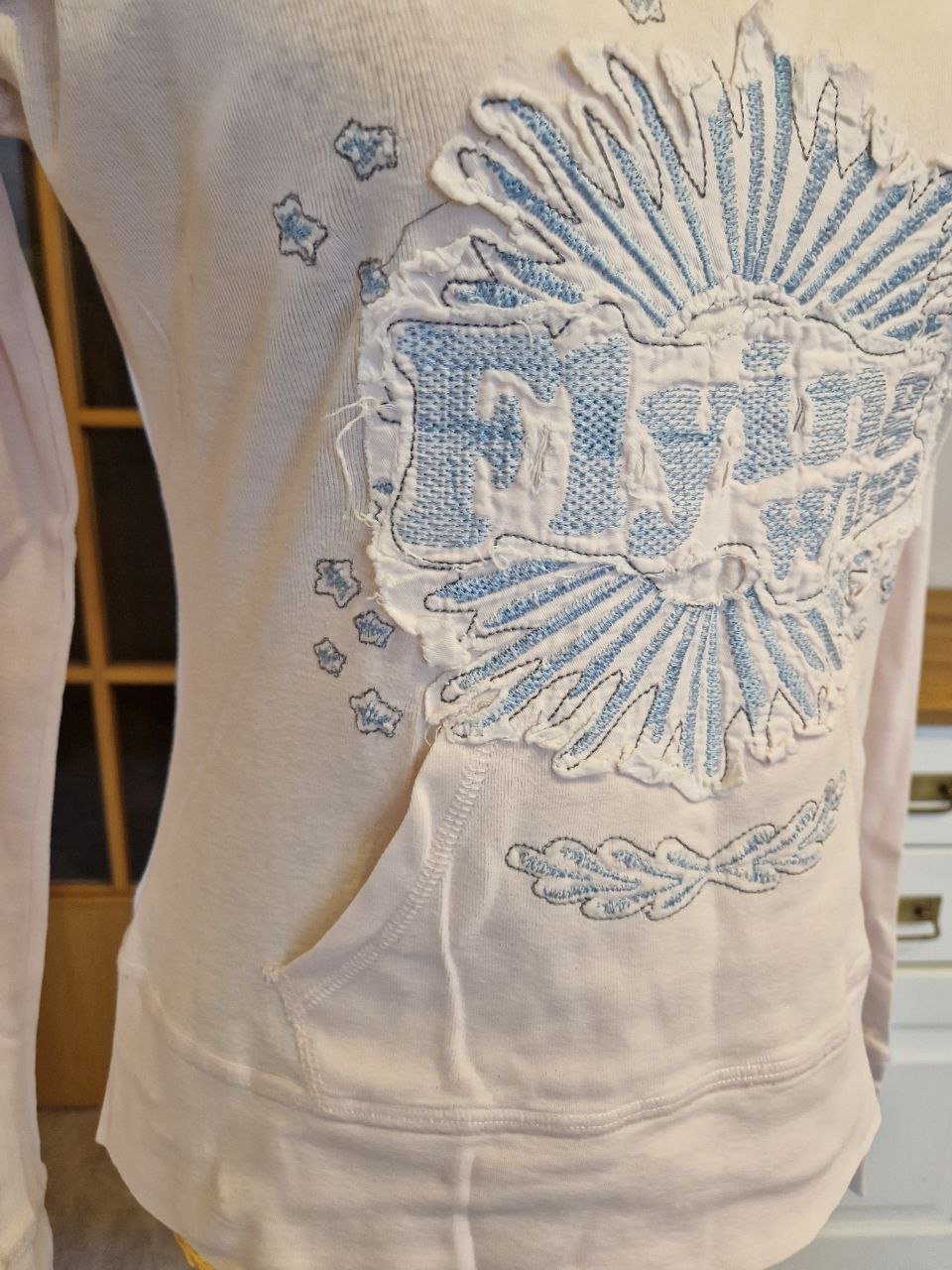 Only.  Stylischer Pullover mit Kapuze. Baumwolle.  Größe M.  