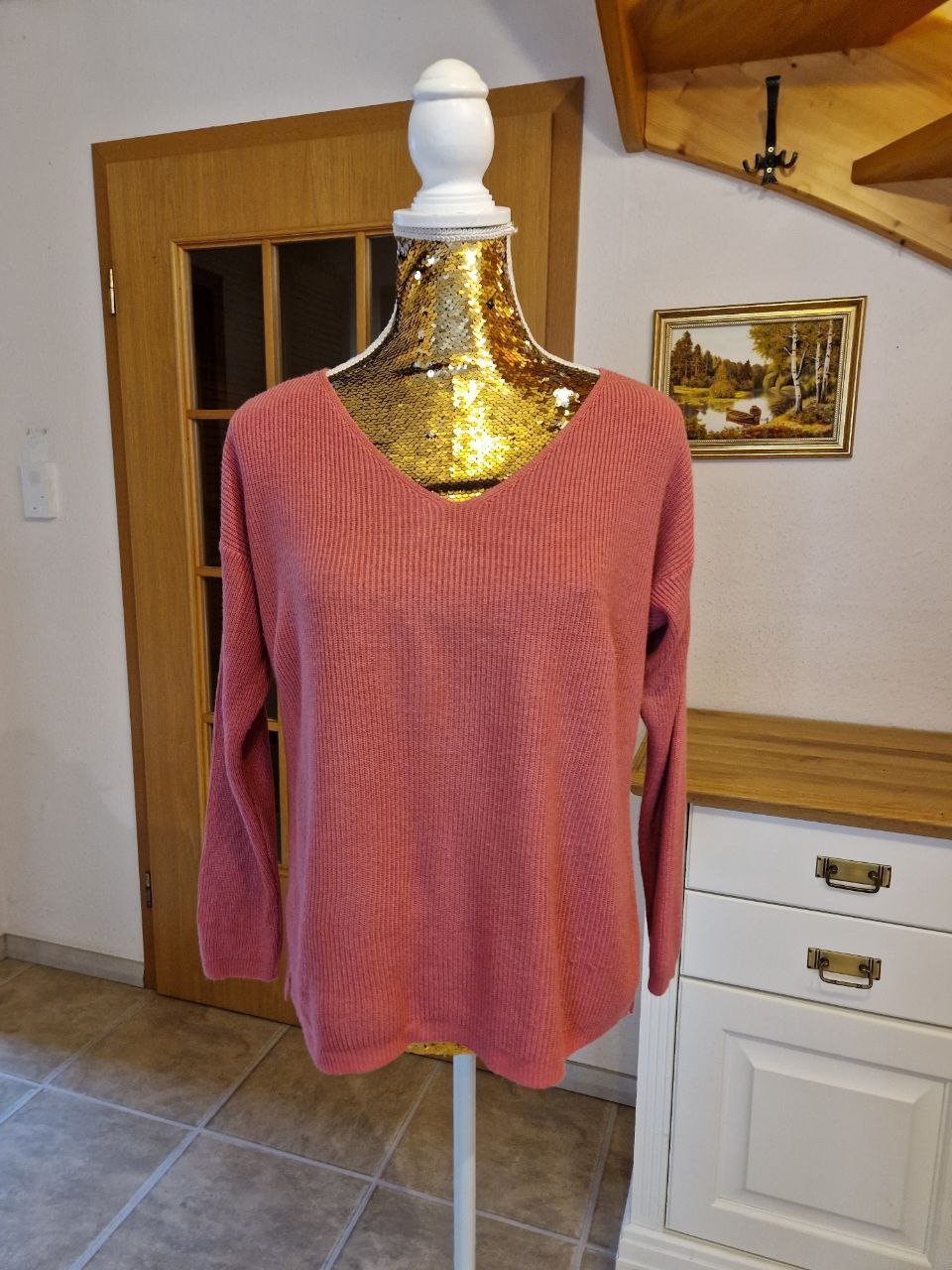 Schöner Pullover, Sweatshirt. Größe M-L.