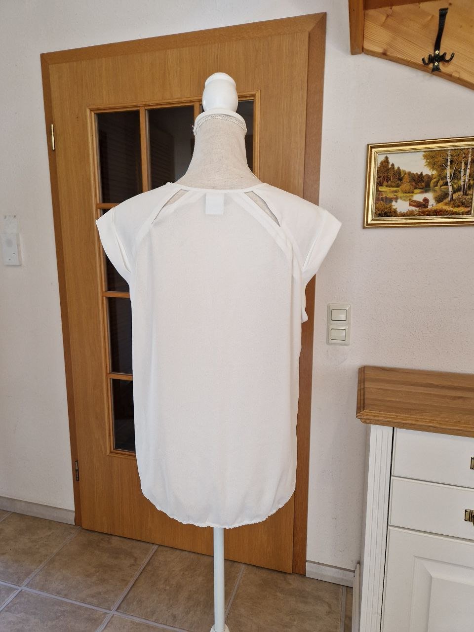 Vero Moda. Bequeme Bluse - T-Shirt . Größe L. Polyester. 