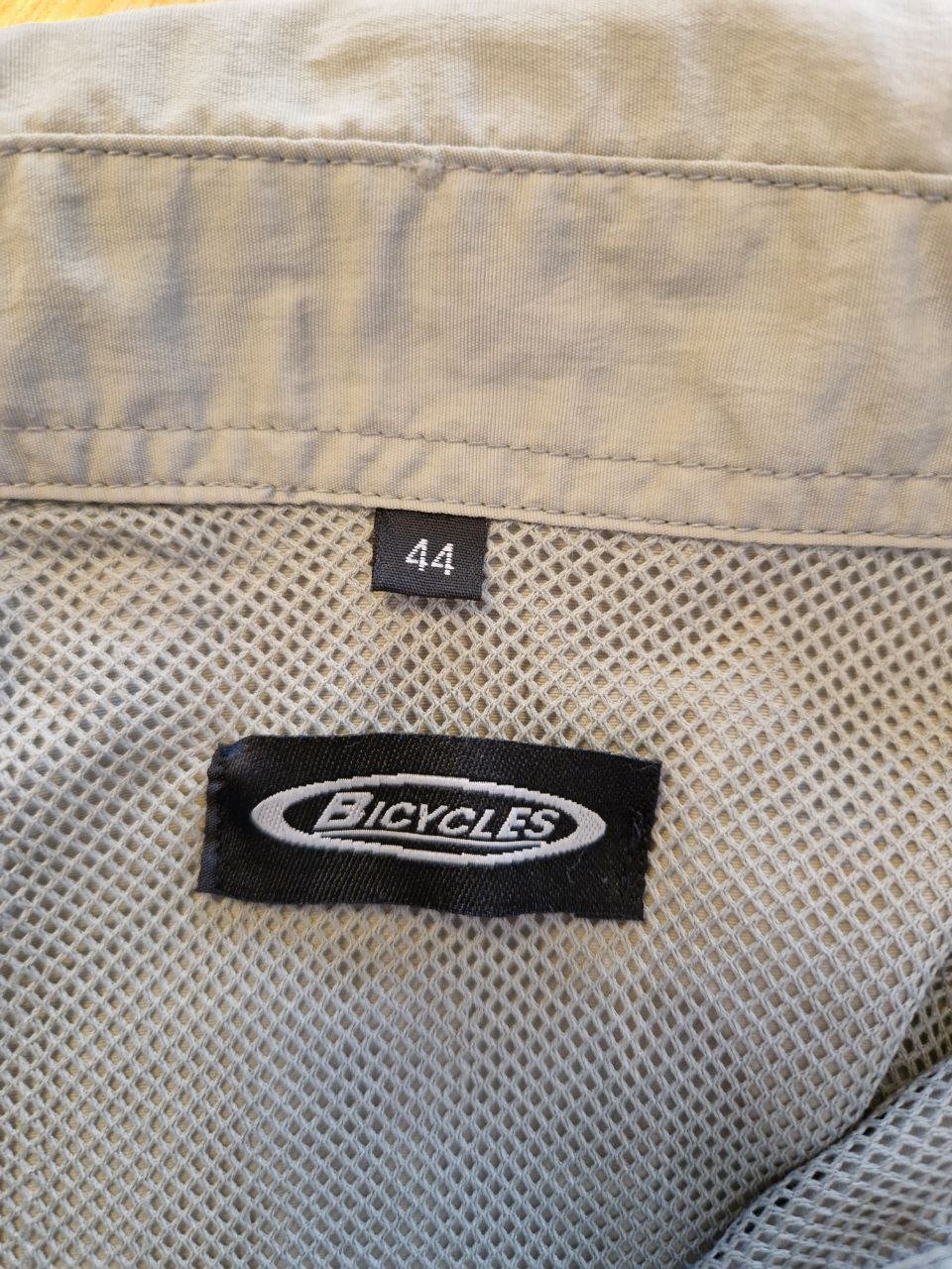 Bicycles. Praktische Hemd - Bluse. Größe 44 ( XL-XXL ).