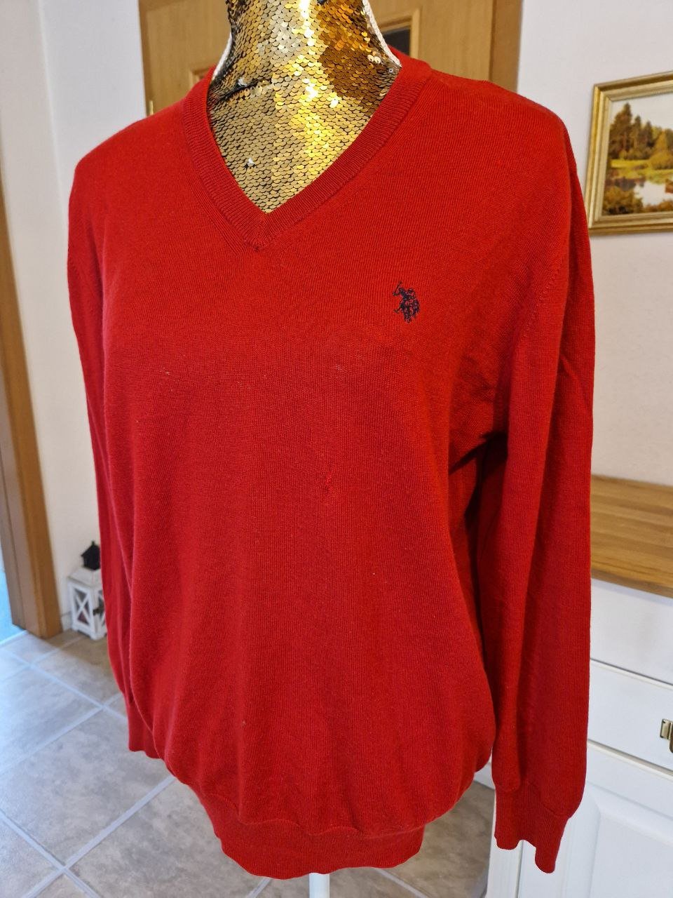 U.S. Polo Assn.  Schöner roter Herrenpullover. 50%Wolle + 50% Acryl. Größe L. 