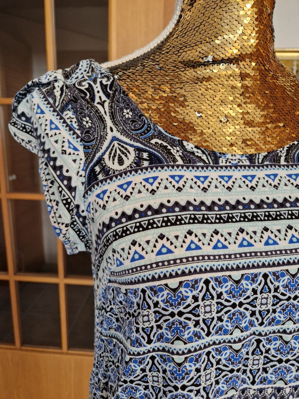 Saint Tropez.  Bequeme Bluse - T-Shirt .  Größe M-L. 