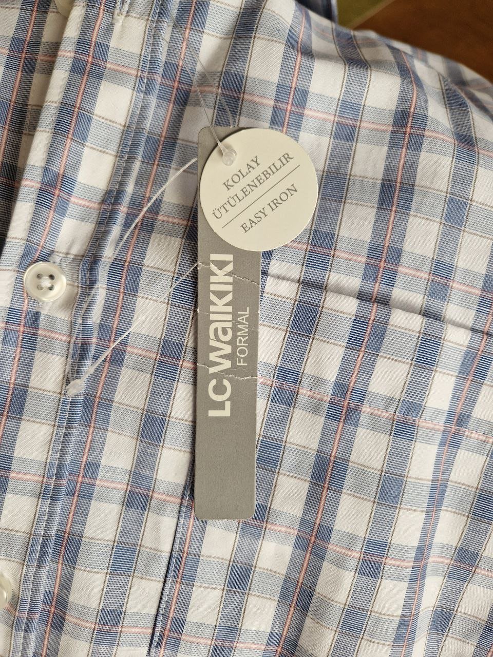 Neu.  LC Waikiki.   Stylisches Herrenhemd.  Größe L. 