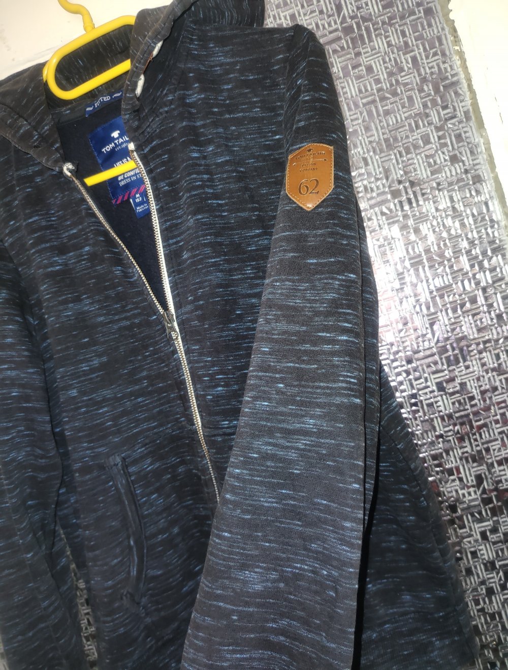 Dünne Jacke/Strickjacke in 152