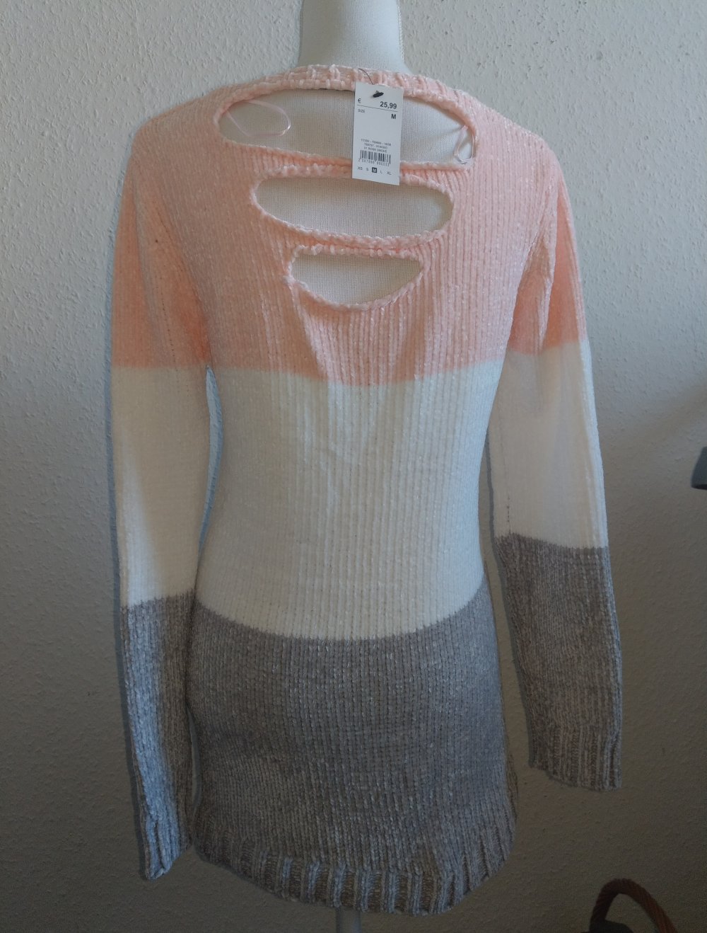 Neuer langer Pullover in M