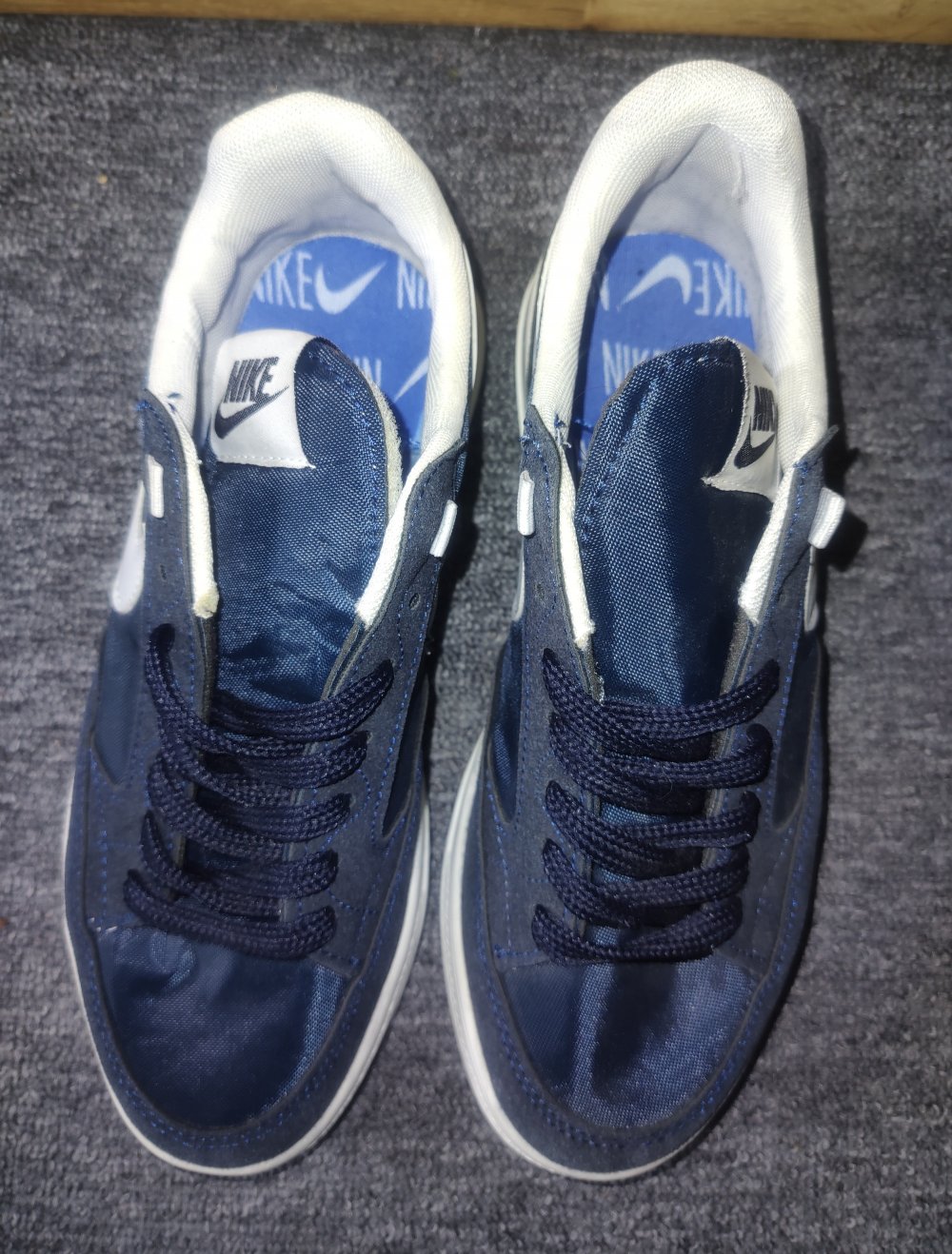 Neue Turnschuhe in 41