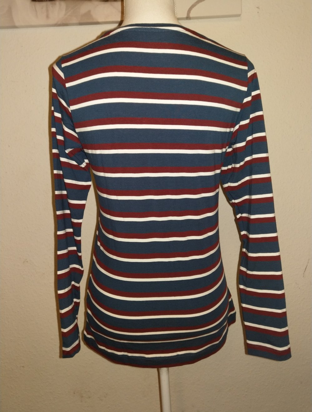 Neues Langarmshirt in M 40/42