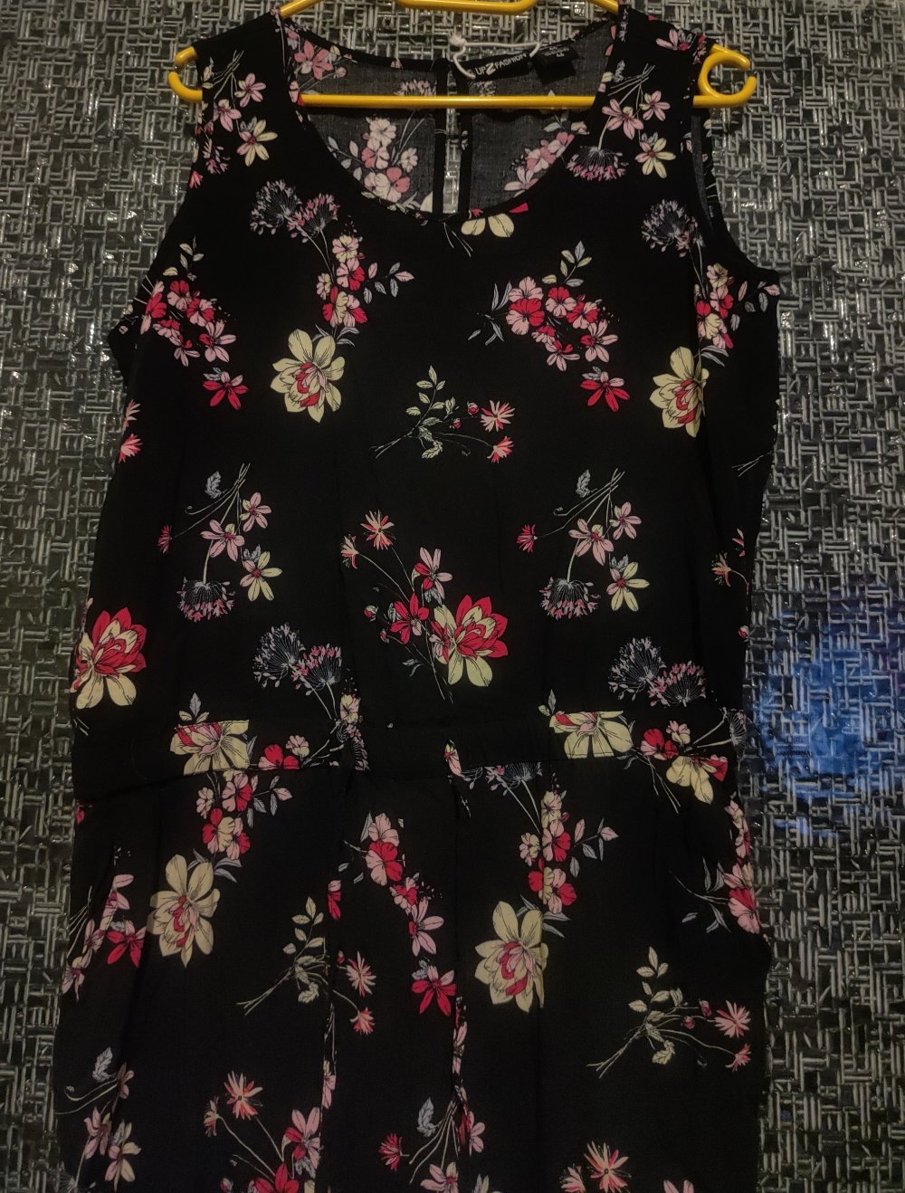 Neuer Jumpsuit/Overall in 44