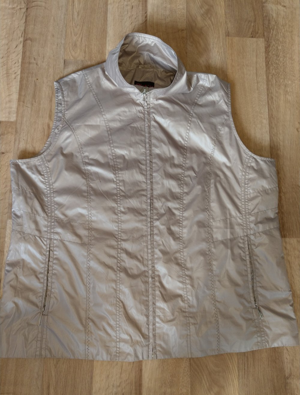 Dünne neue Weste in XXXL