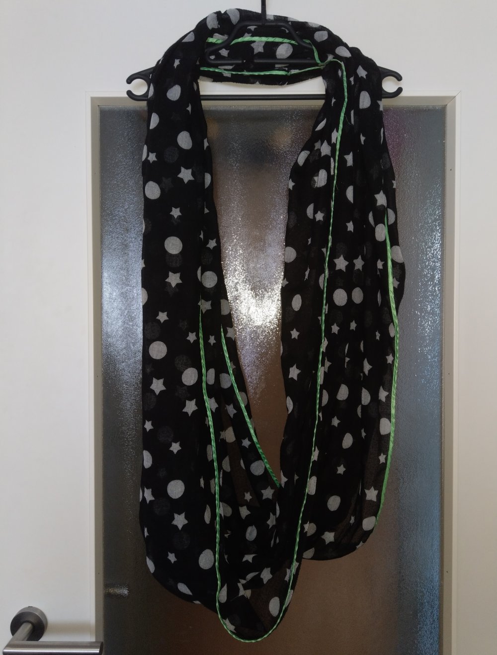 Loop mit Sterne und Punkte