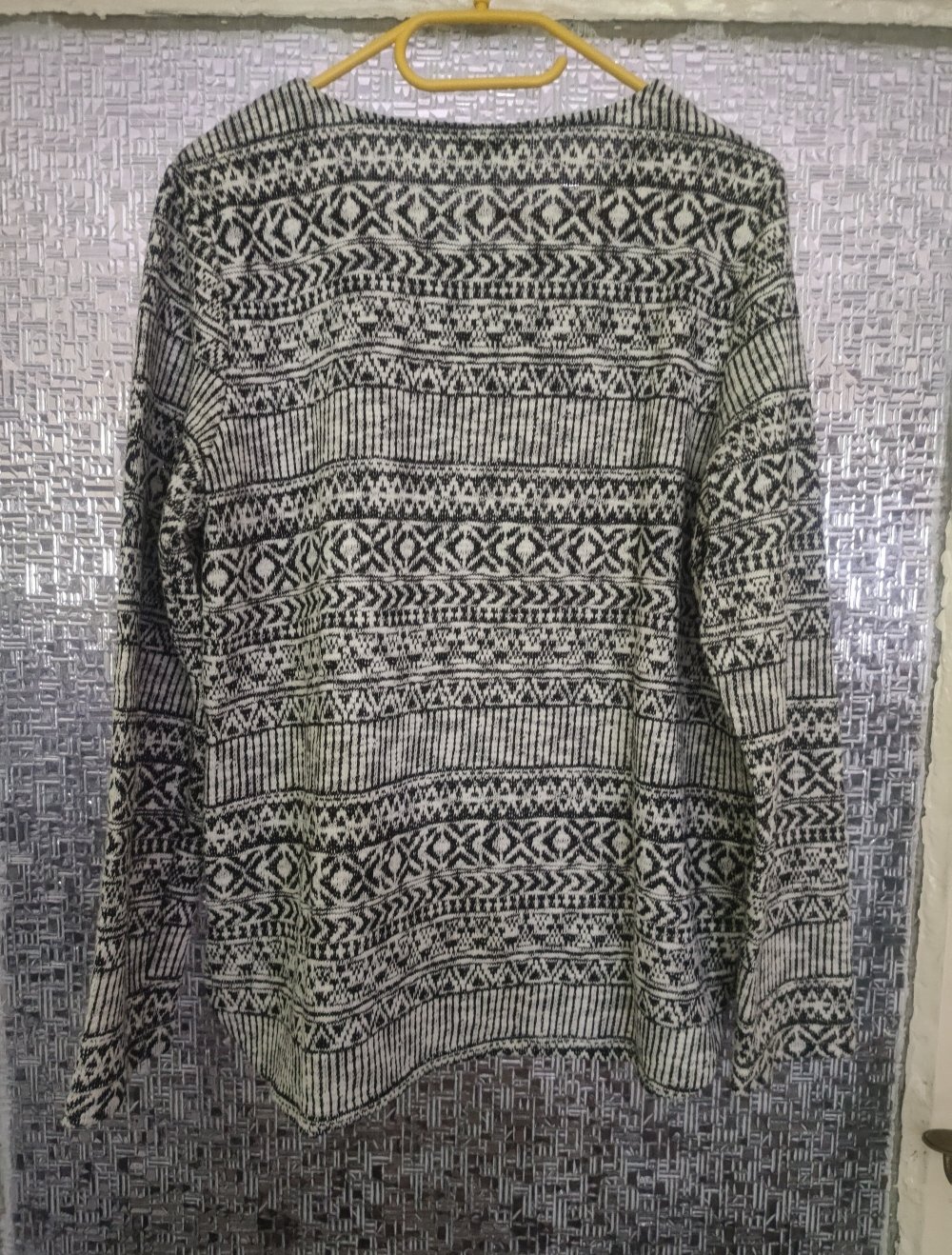 Neuer Pullover in 40