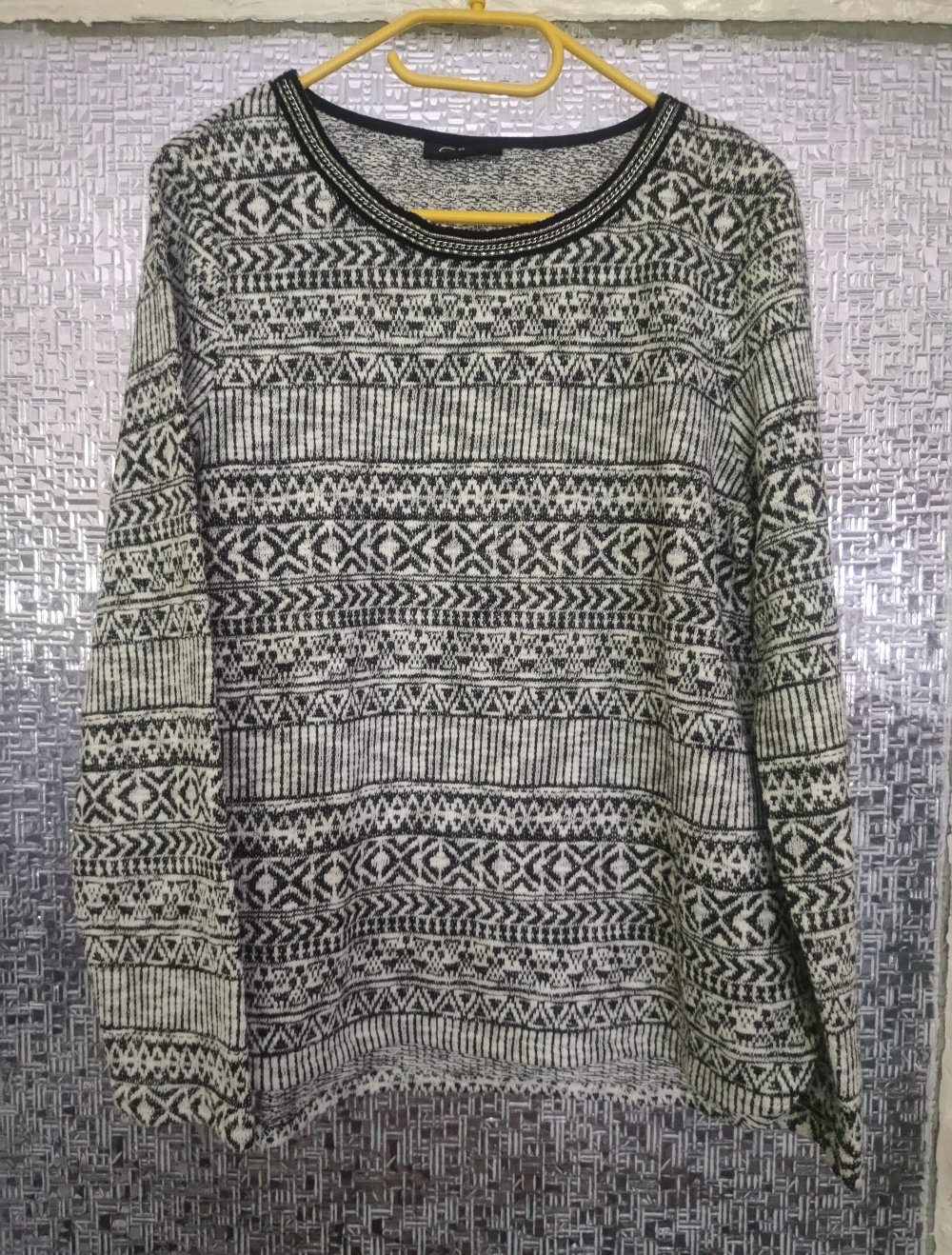 Neuer Pullover in 40