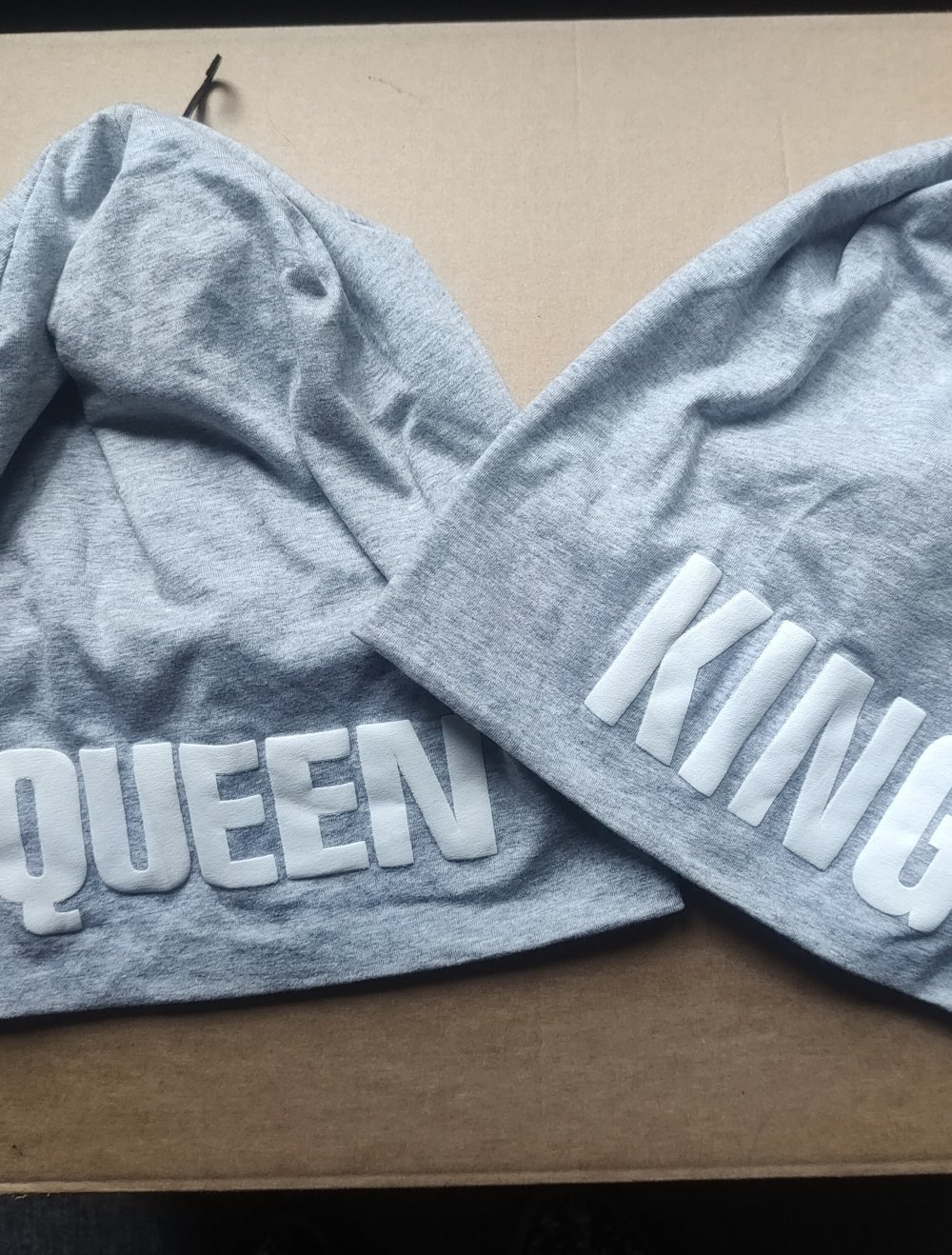 Neue Beanies King und Queen