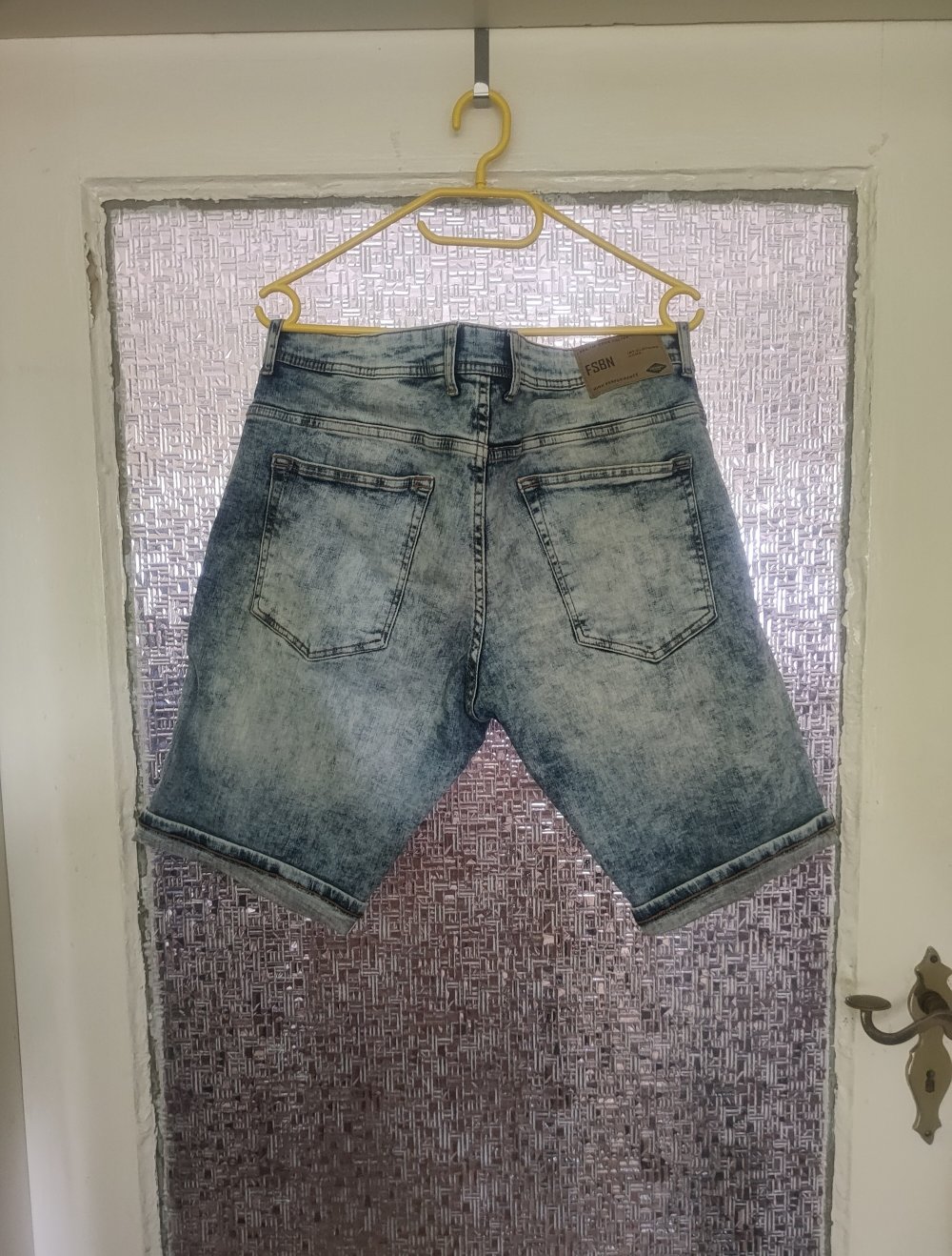 Kurze Herren Hose in L