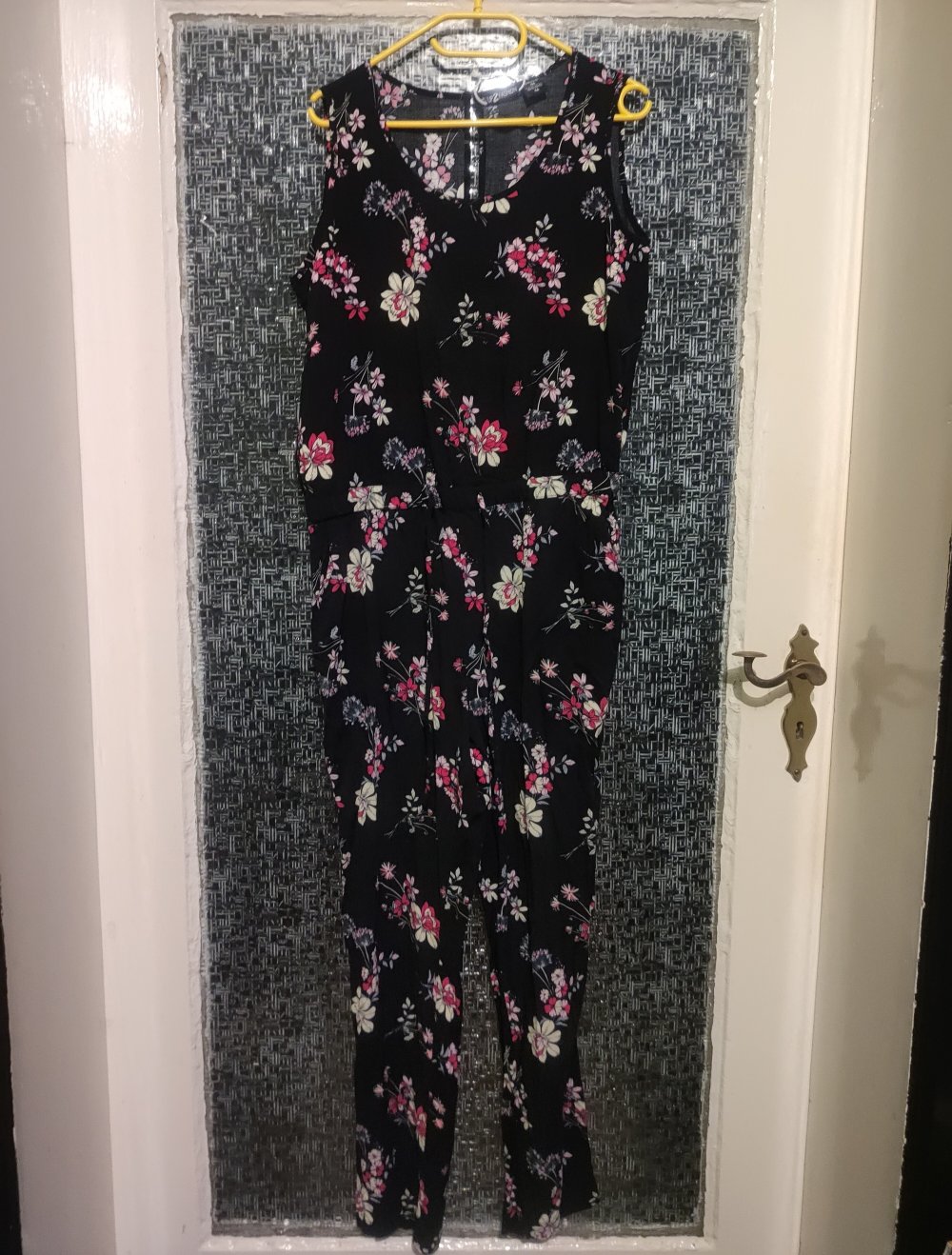Neuer Jumpsuit/Overall in 44
