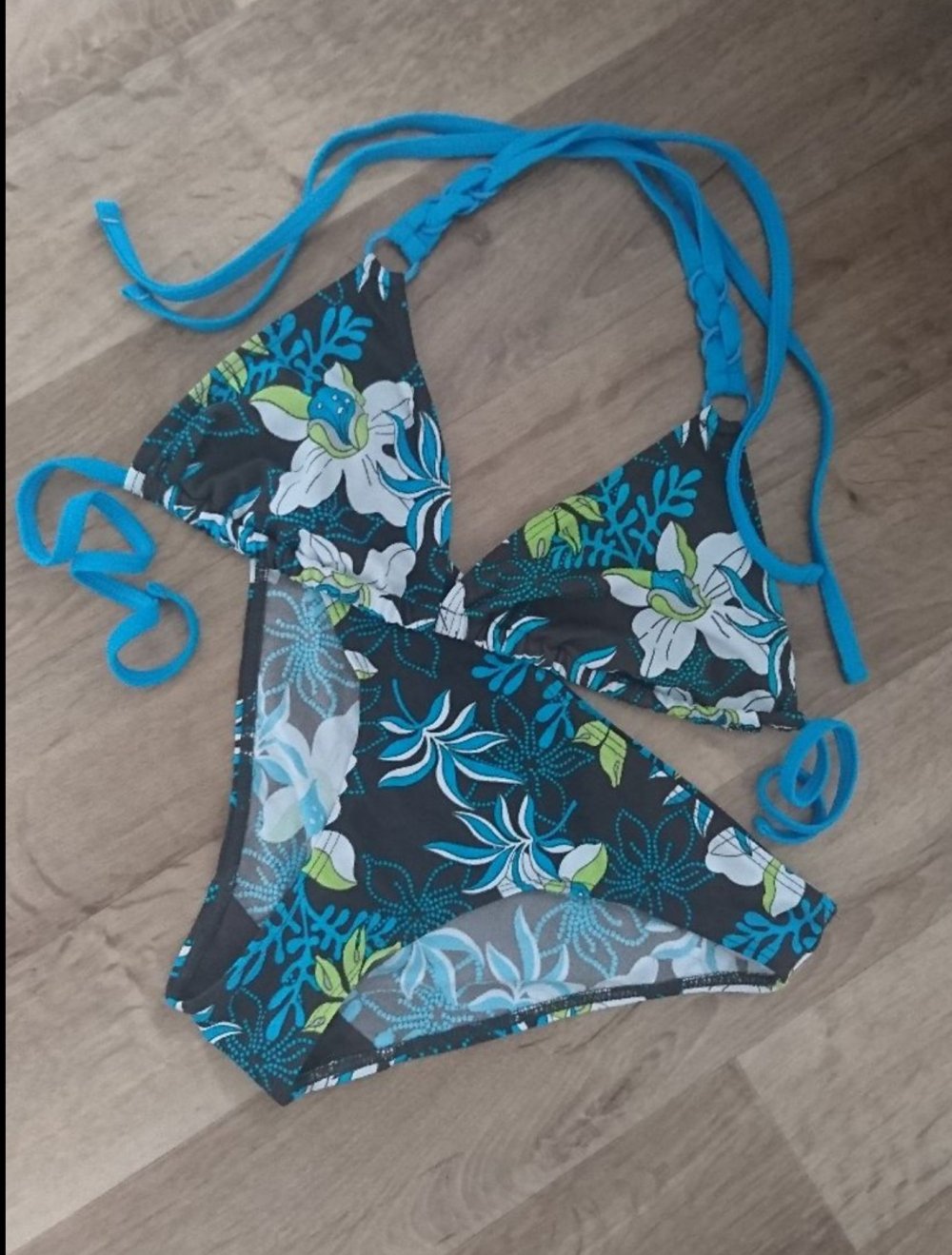 Neuer Bikini in XS 32/34