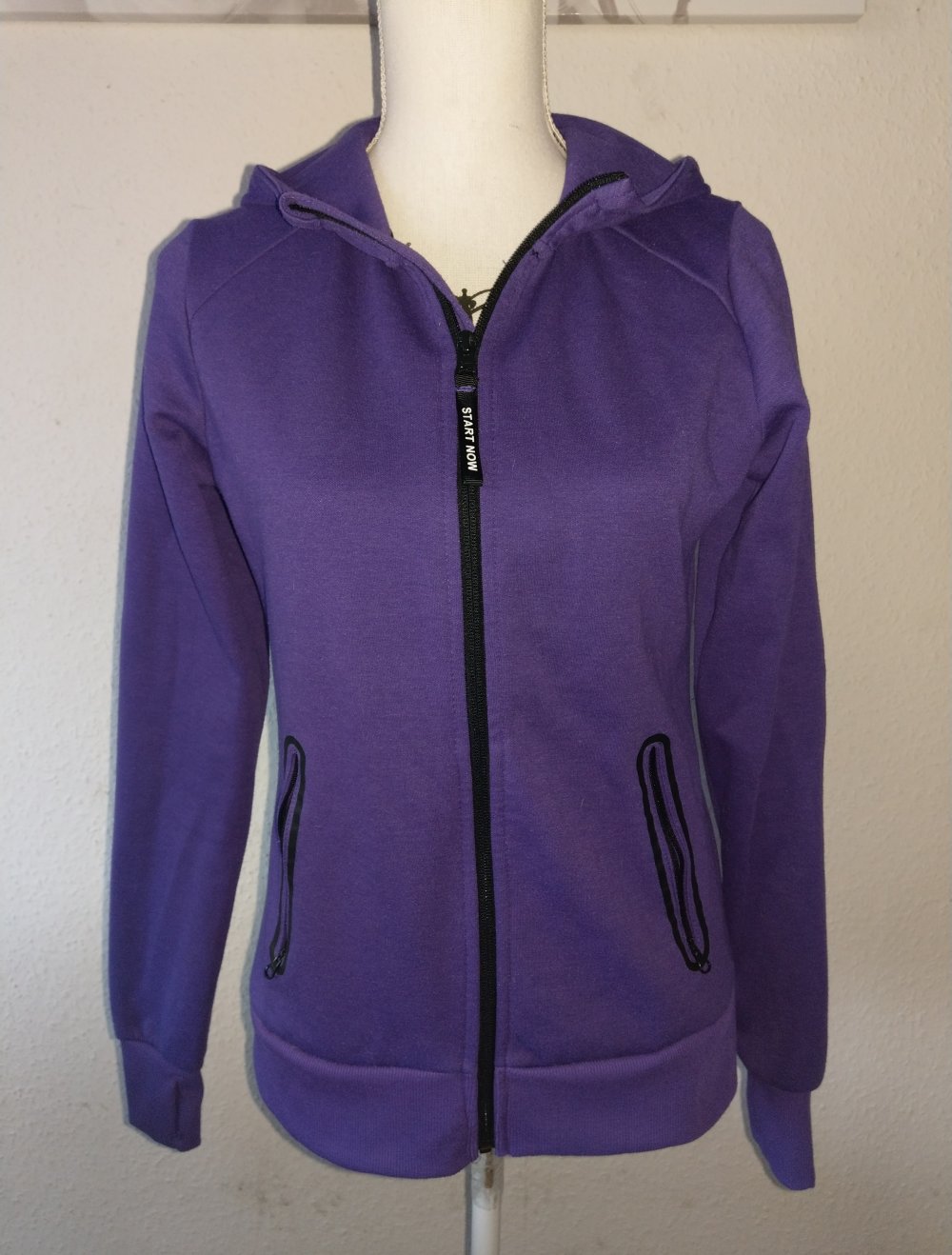 Neue Sportjacke in S 36/38